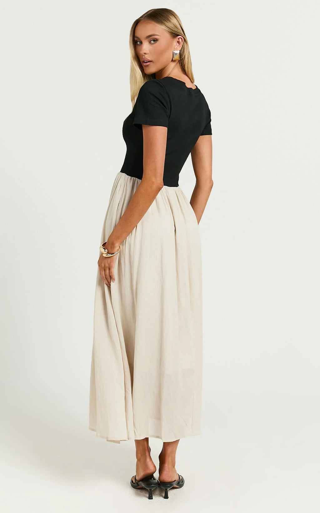 Hermie Midi Dress - Short Sleeve Contrast Dress in Black & Beige