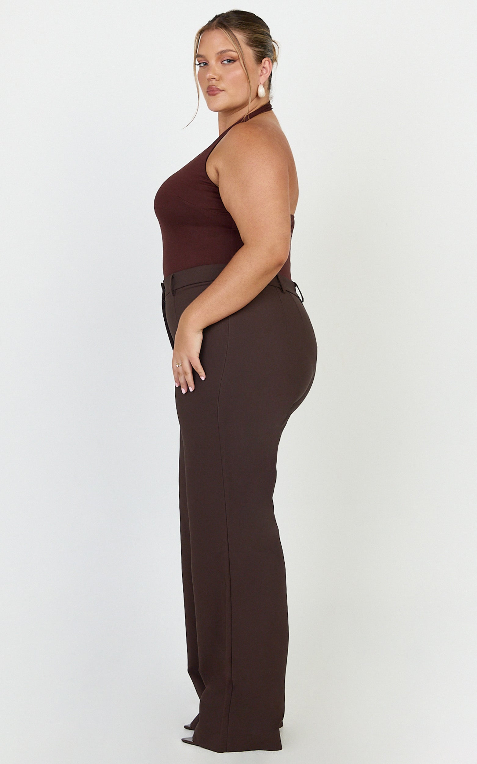 Sally Pants - Mid Waisted Straight Leg Tailored Pants in Chocolate