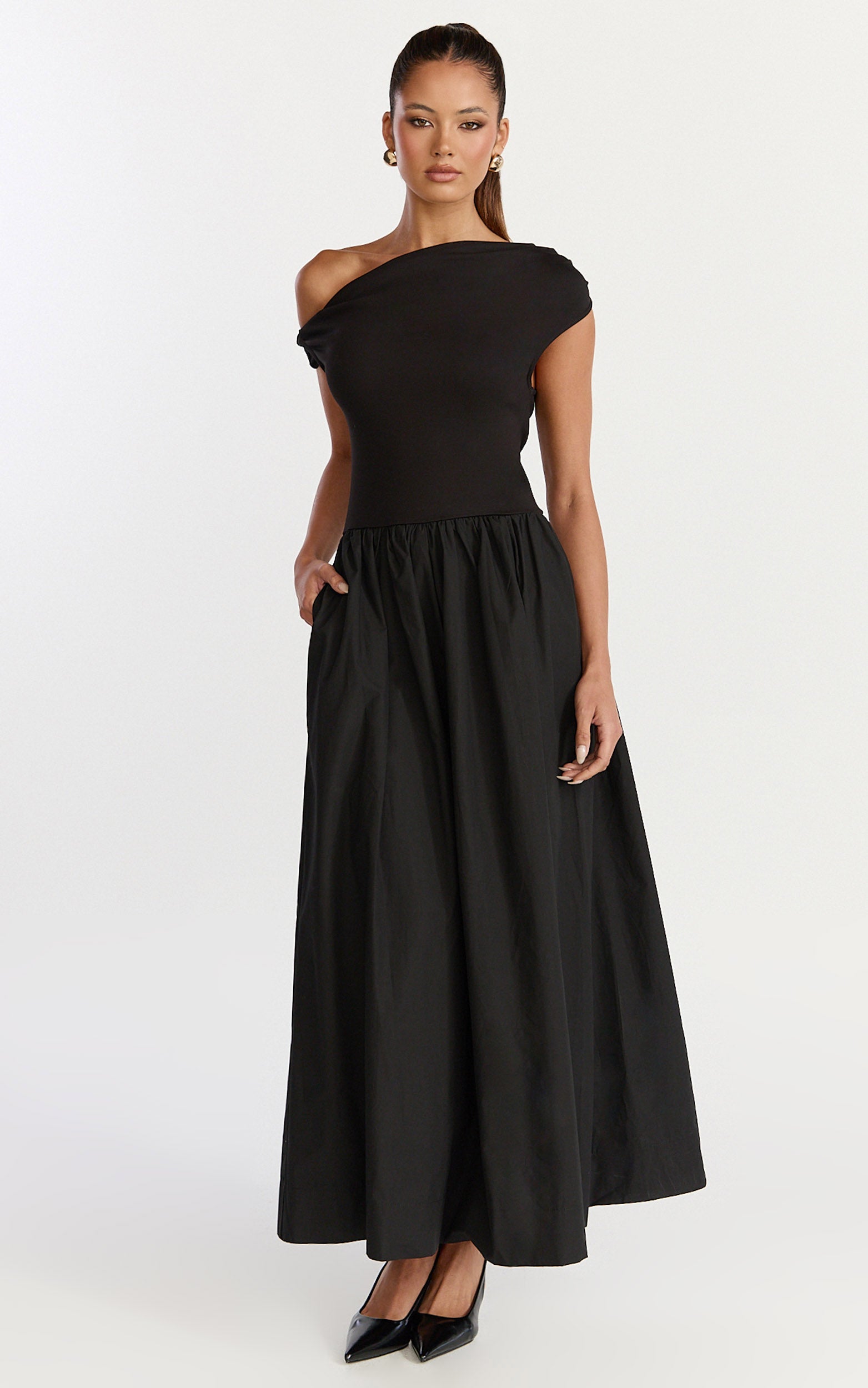 Jhamie Midi Dress - One Shoulder Contrast Skirt Dress in Black