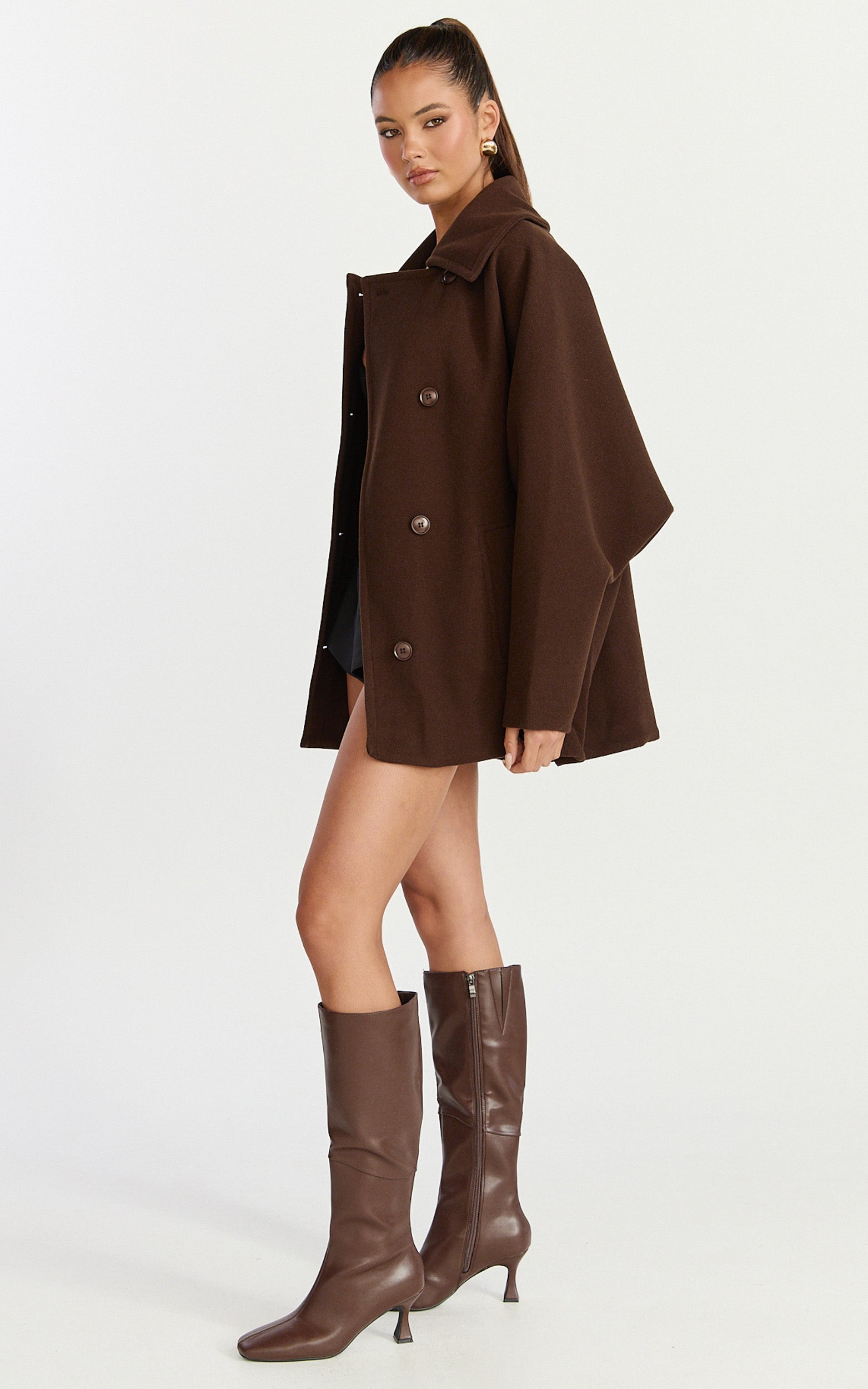 Rina Coat - Oversized Three Button Front Closure Coat in Chocolate
