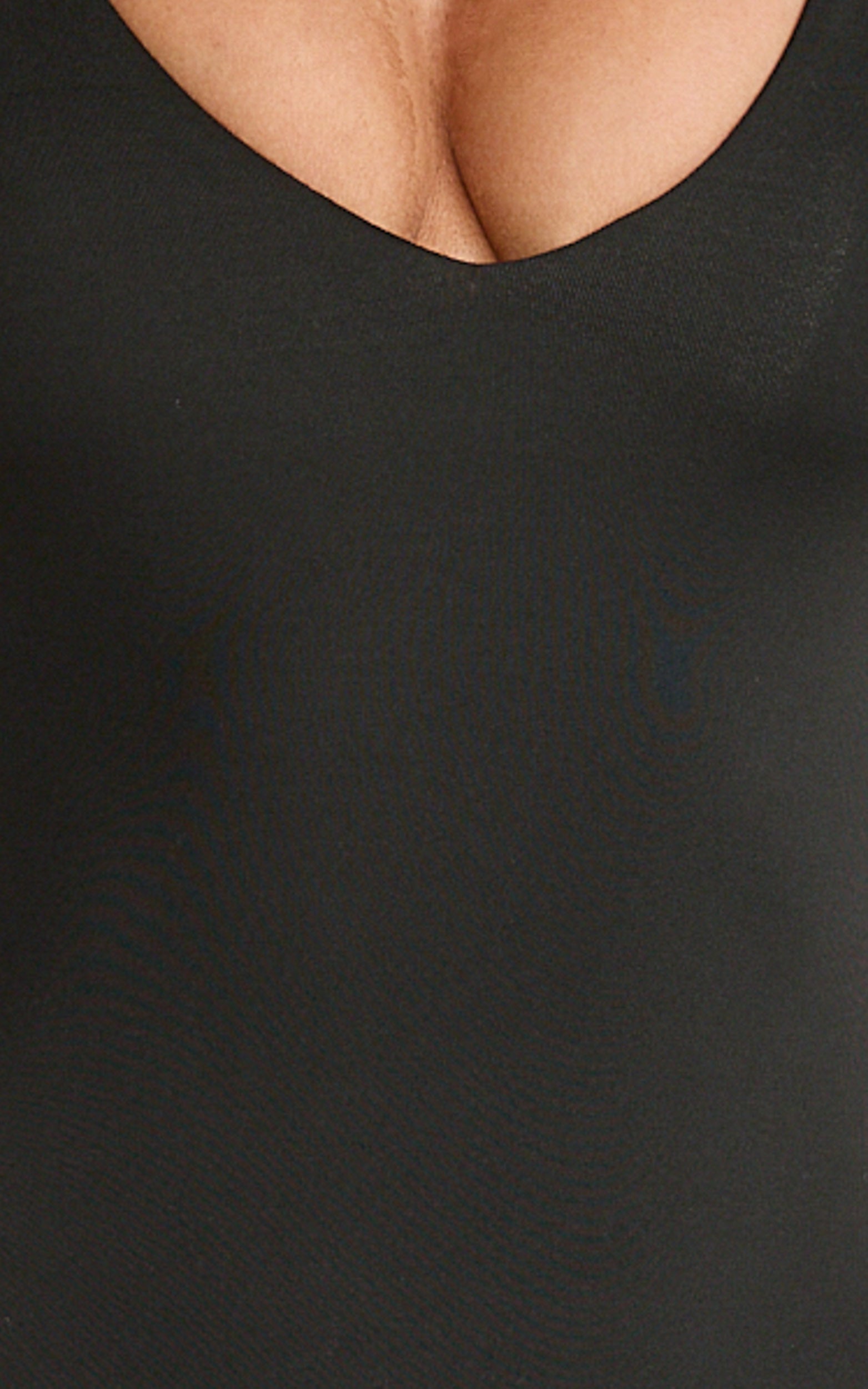 Stephie Bodysuit - V Neck Bodysuit in Black