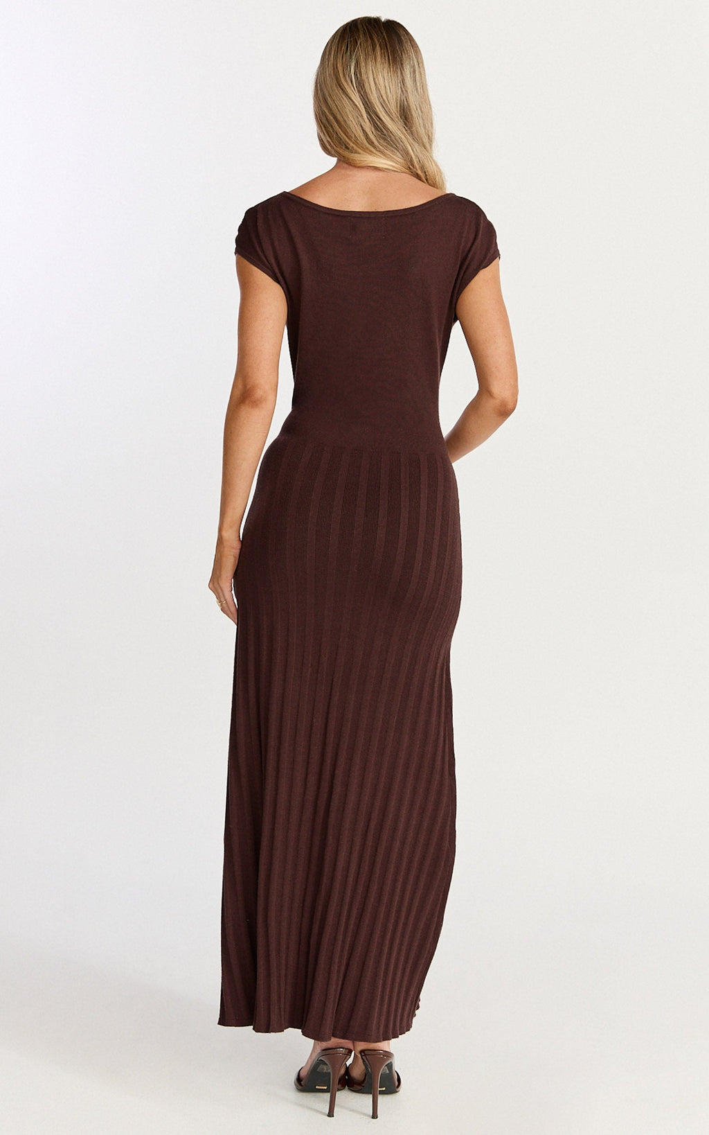 Jadey Midi Dress - Cap Sleeve Pleated Dress in Chocolate