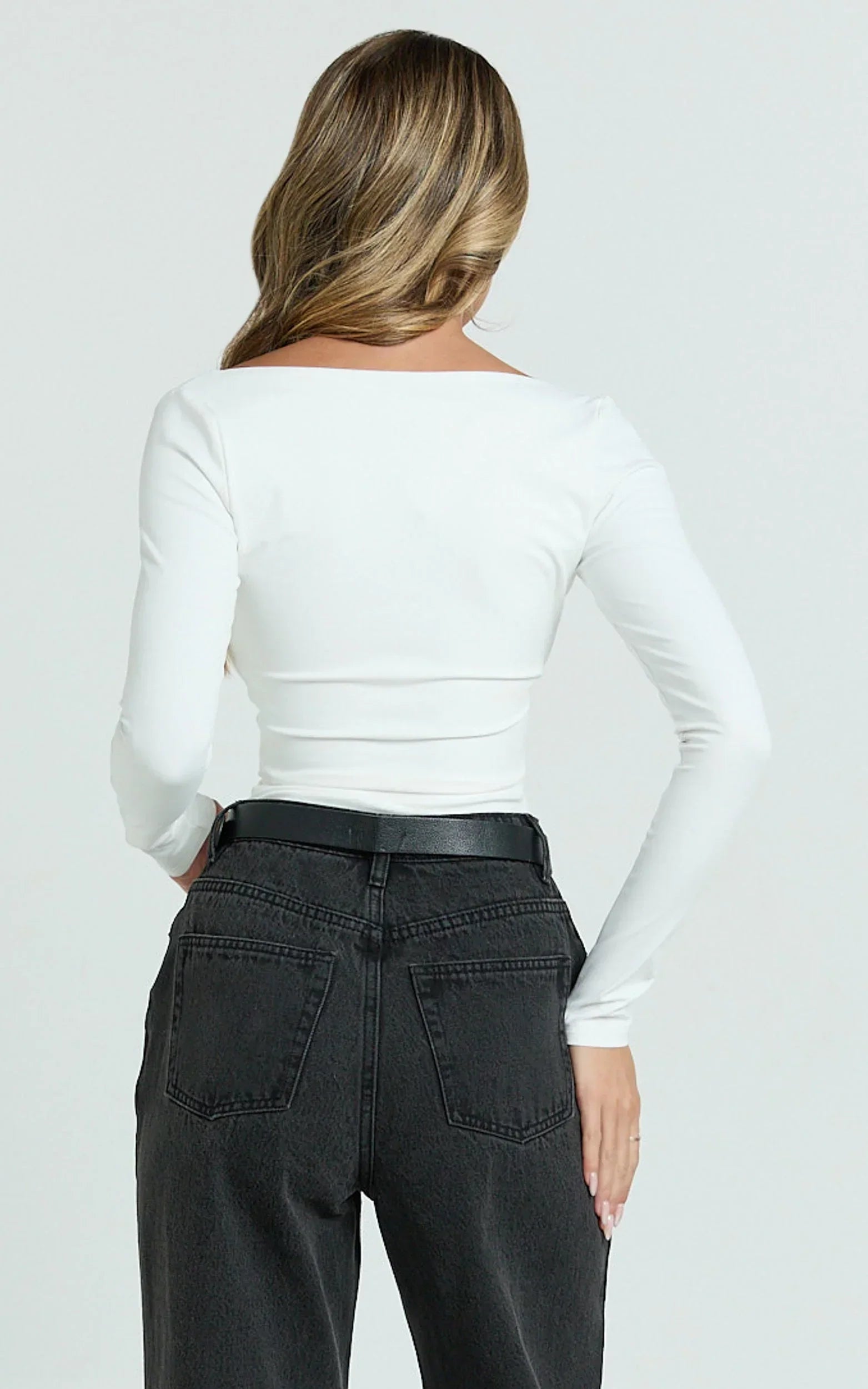 Kailey Top - Long Sleeve Sweetheart Neckline Gathered Top in White