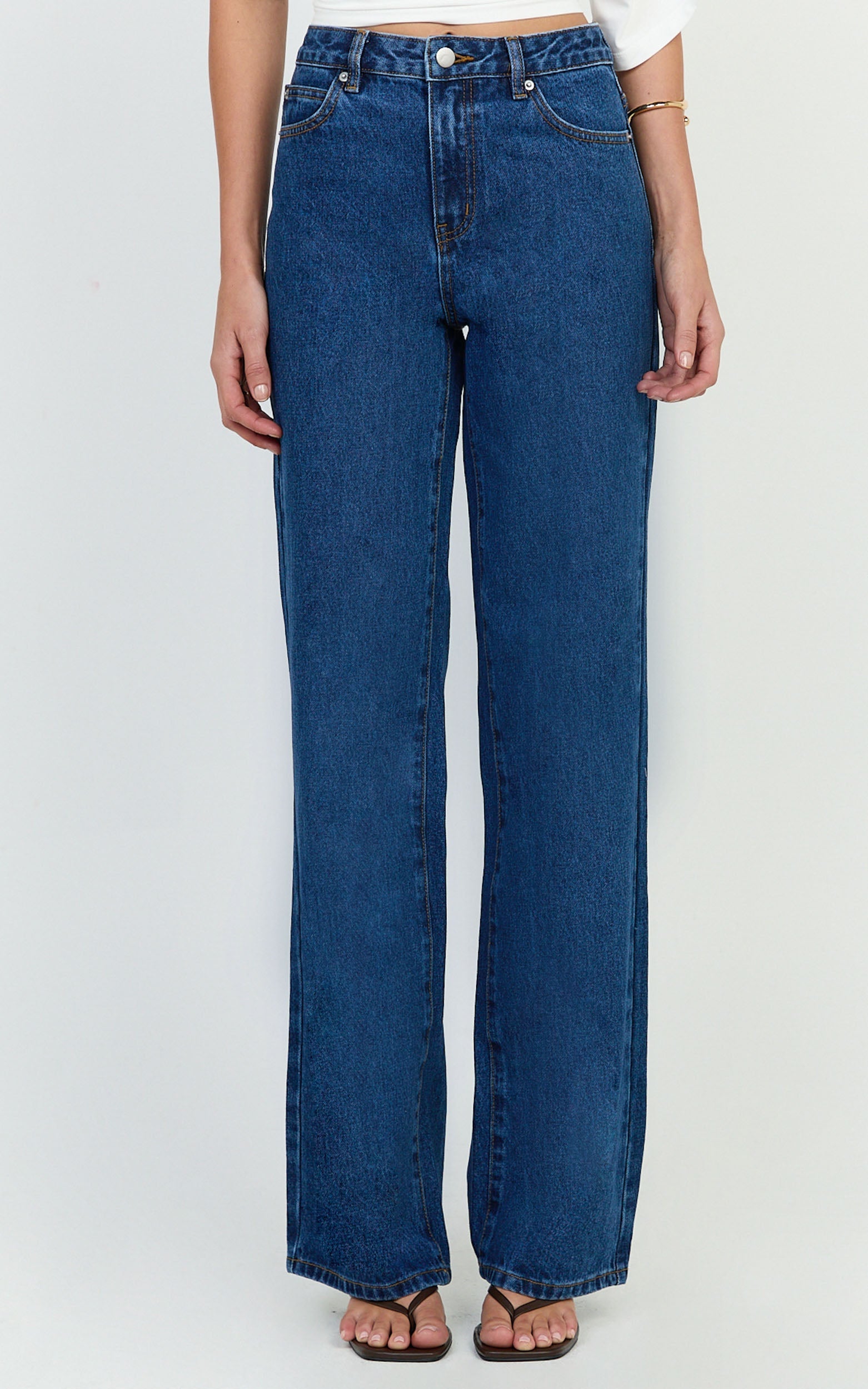 Summer Jeans - High Rise Relaxed Fit Jeans in Dark Mid Blue Wash