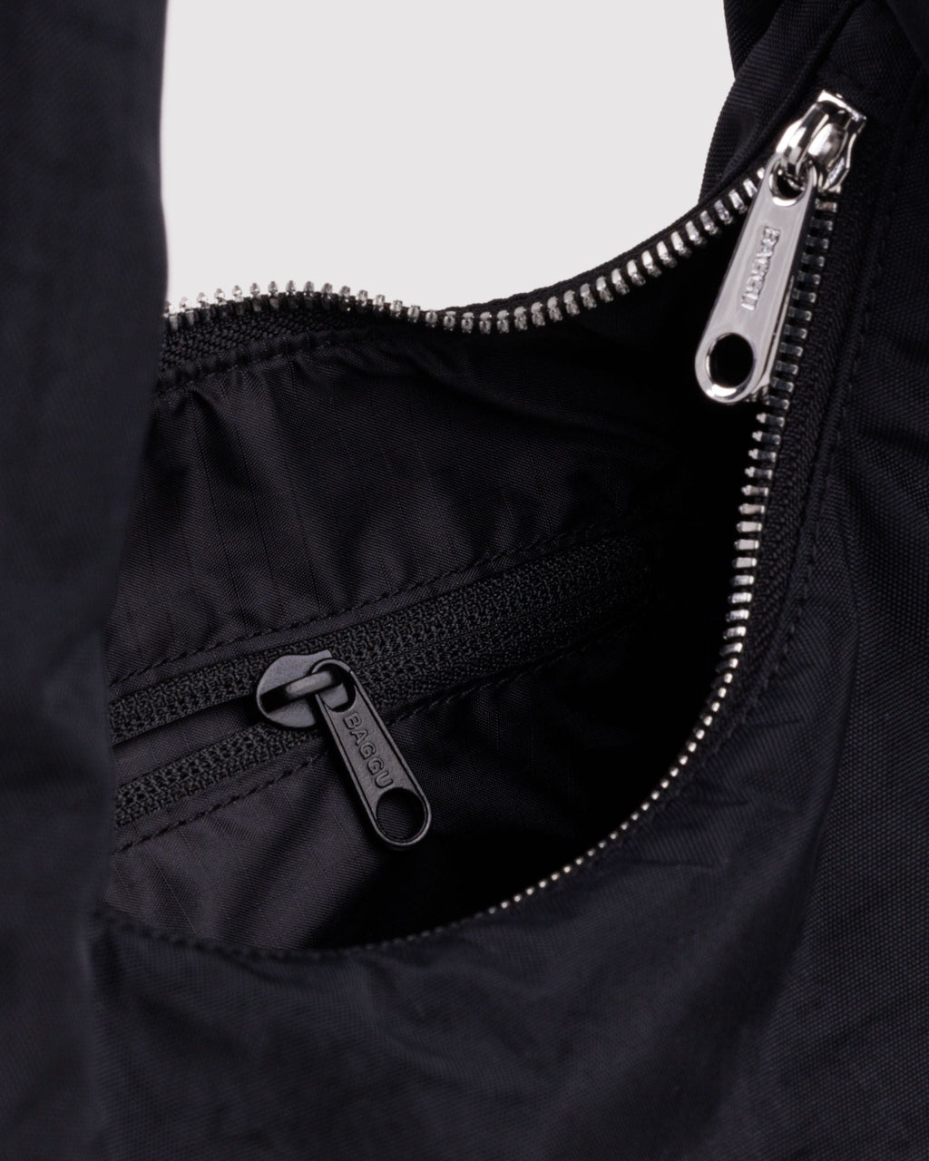 Small Nylon Meringue Bag - Black - image 4