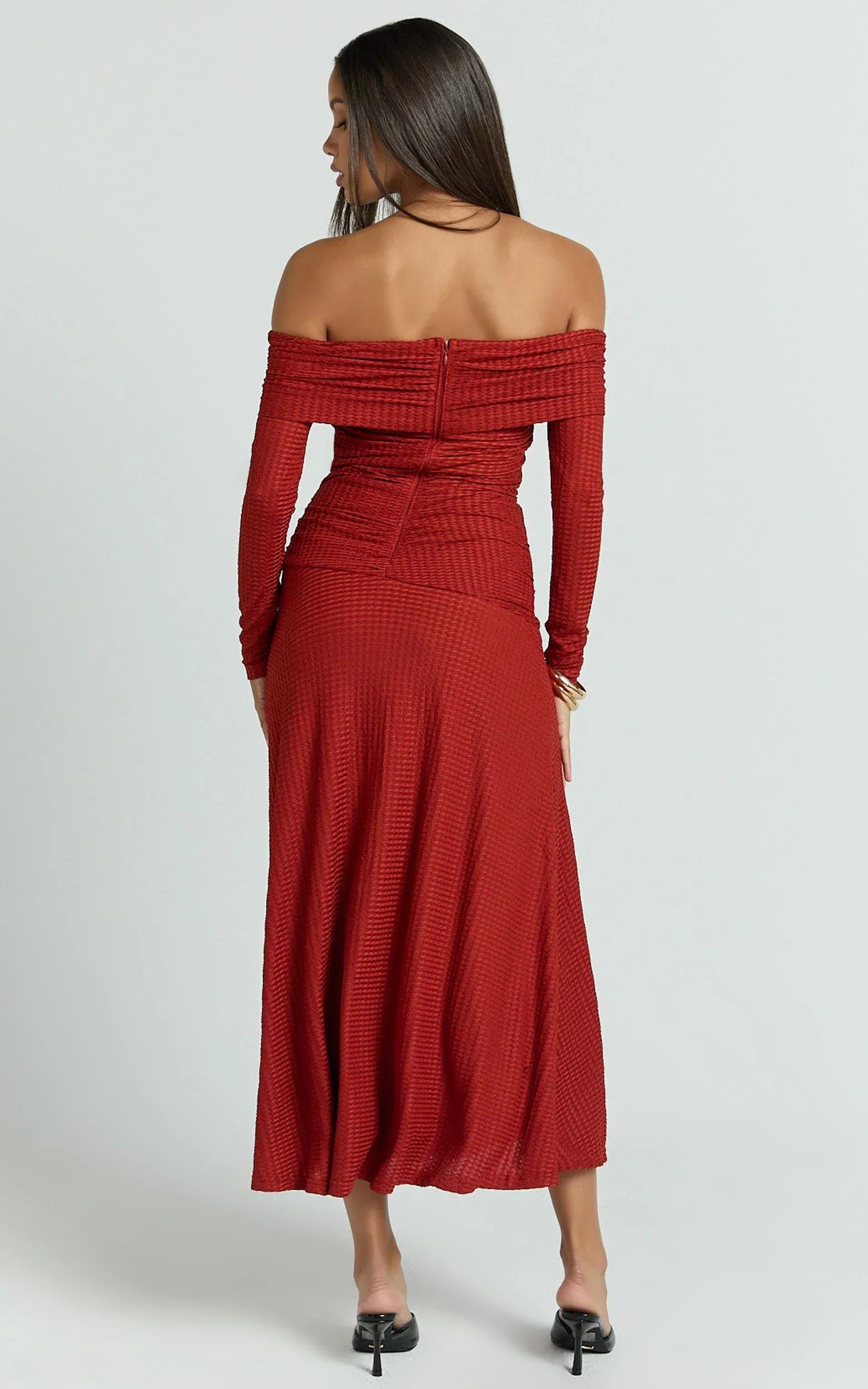Perla Maxi Dress - Off The Shoulder Sleeve Drop Waist Dress in Red
