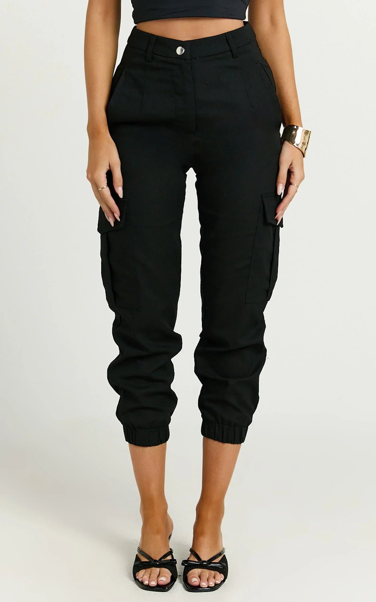 Kayla Pants - Mid Rise Cargo Pants in Black