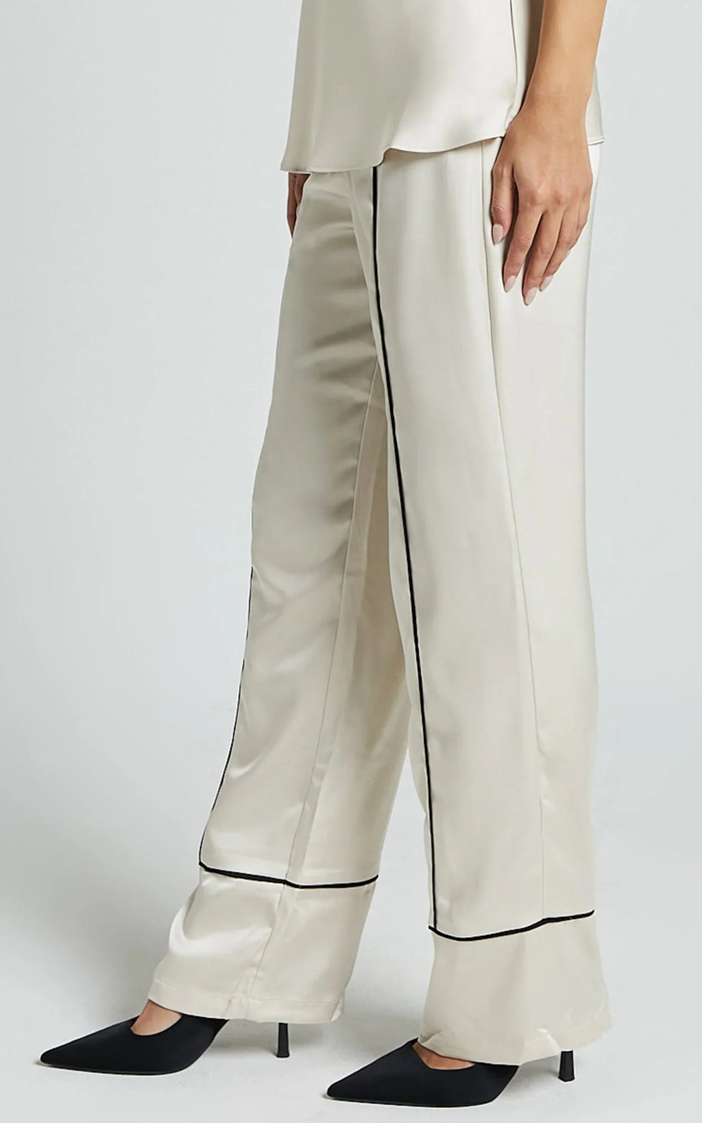 Bobbie Pants - High Waist Contrast Piping Pants in Oyster