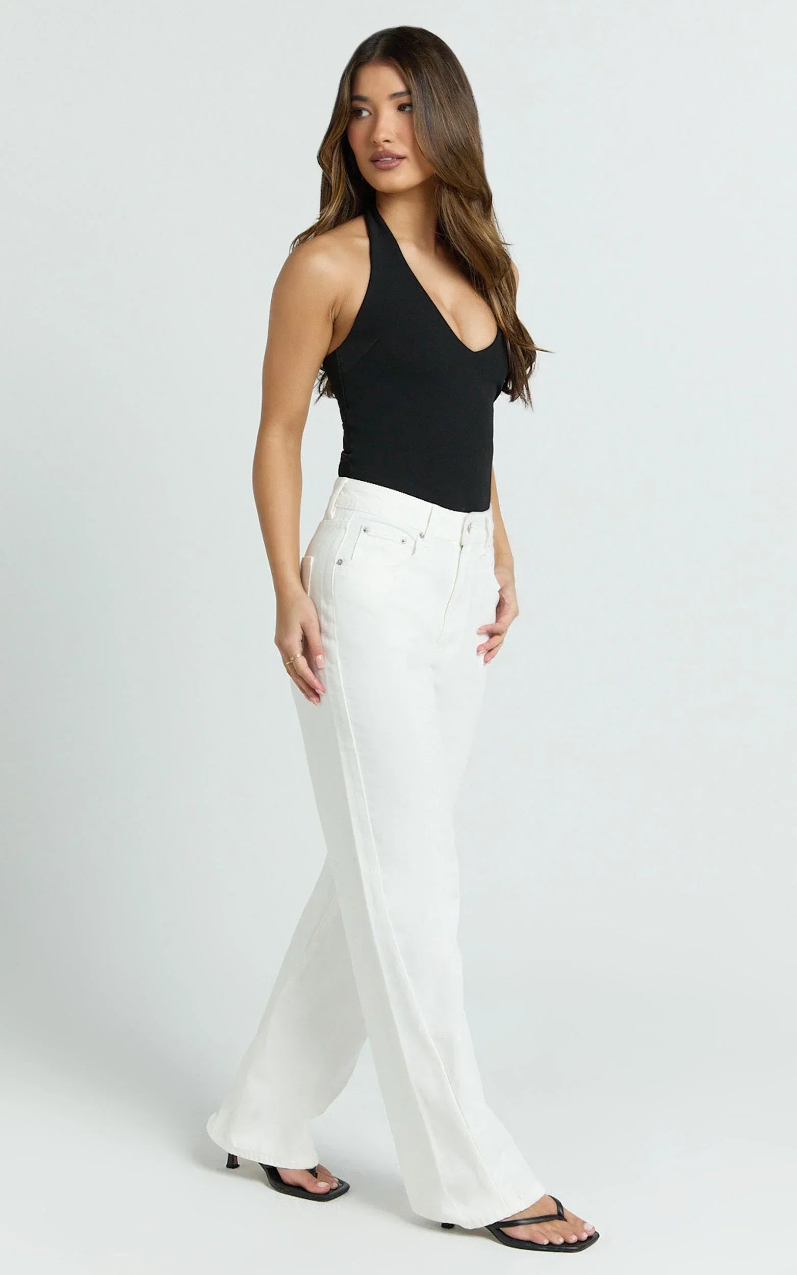 Abbie Jeans - Mid Rise Straight Leg Recycled Denim Jeans in Ecru