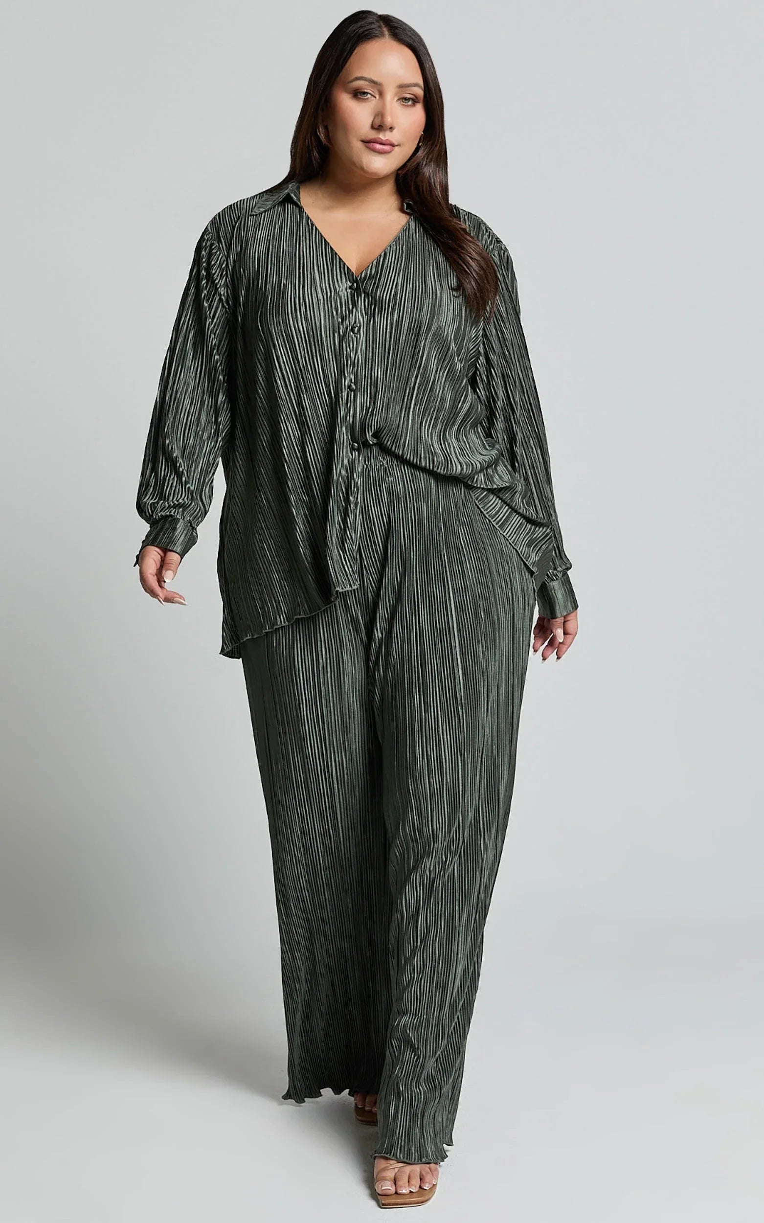 Beca Pants - High Waisted Plisse Flared Pants in Olive