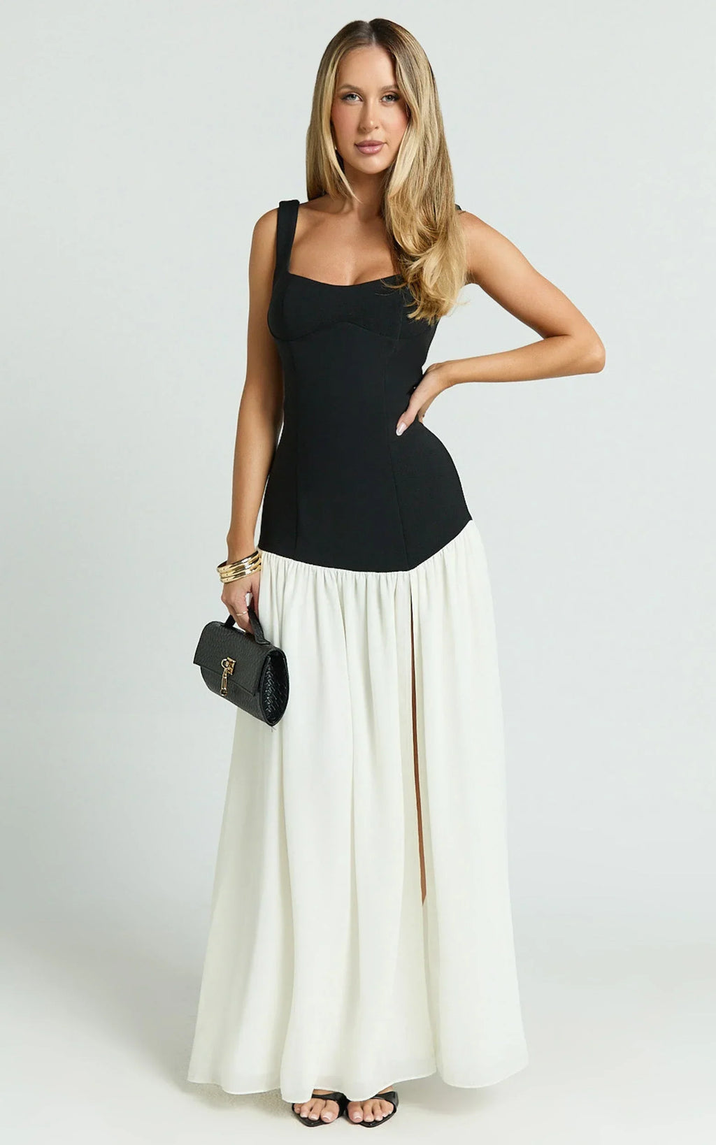 Hilary Maxi Dress - Contrast Sweetheart Bodice Fit And Flare Dress in Black