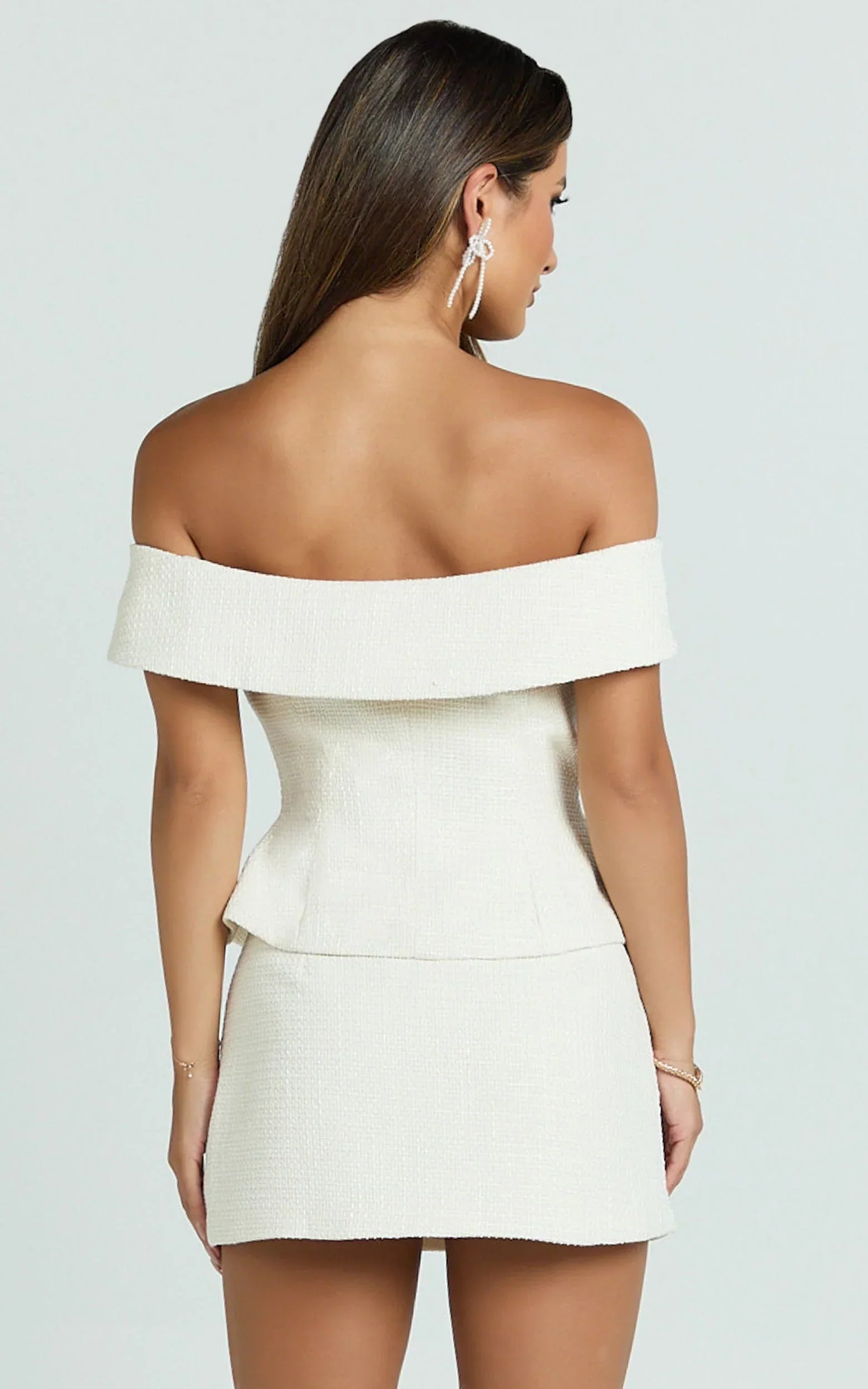 Aleena Skort - Boucle Mid Waist Fitted Mini Skort in Cream