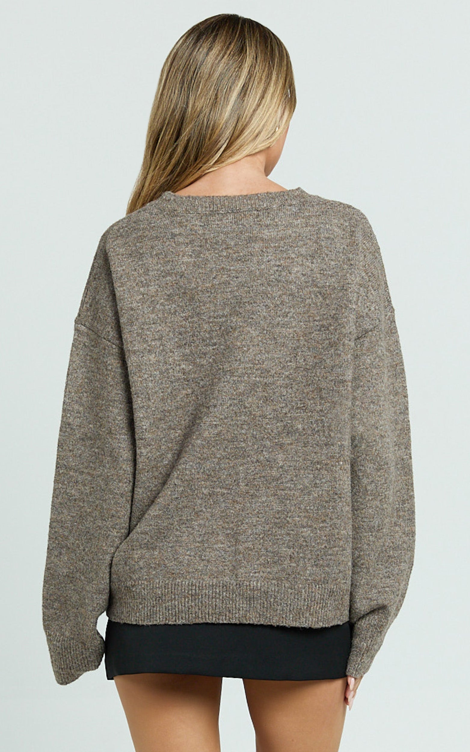 Amanda Jumper - Crew Neck Long Sleeve Knit Sweater in Mushroom