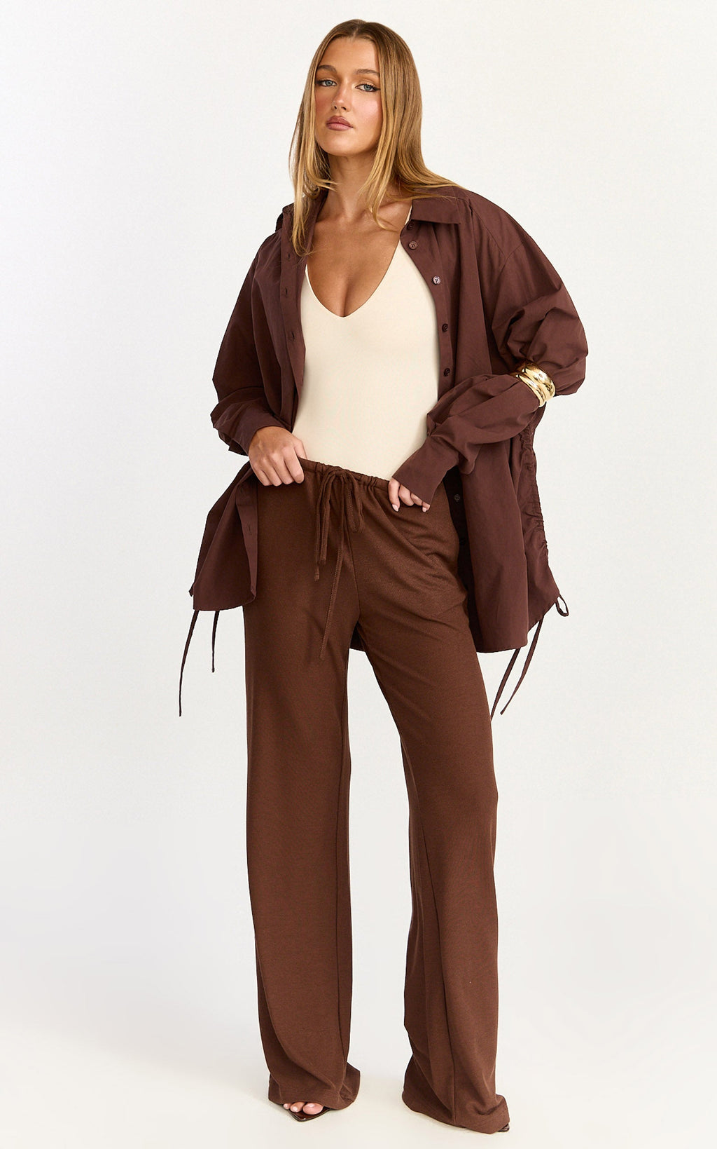 Astrid Pants - Low Waist Wide Leg Pants in Chocolate