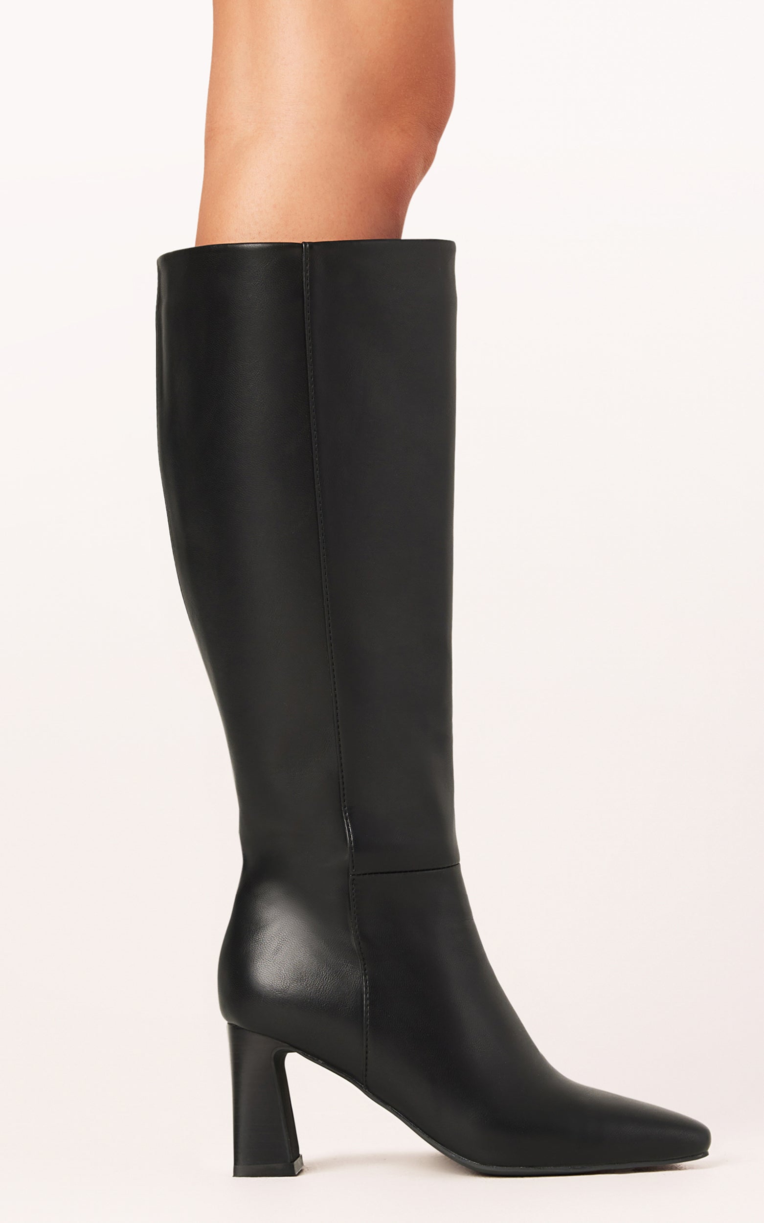 Billini - Blythe Boots in Black
