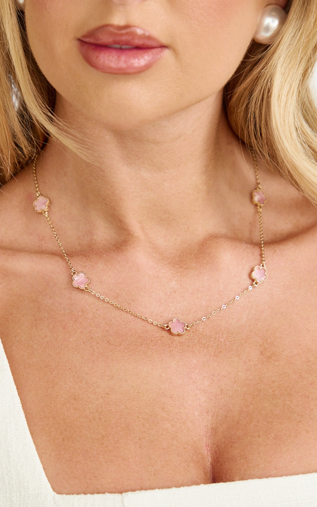 Britt Necklace - Multi Clover Pendant Necklace in Gold/Pink