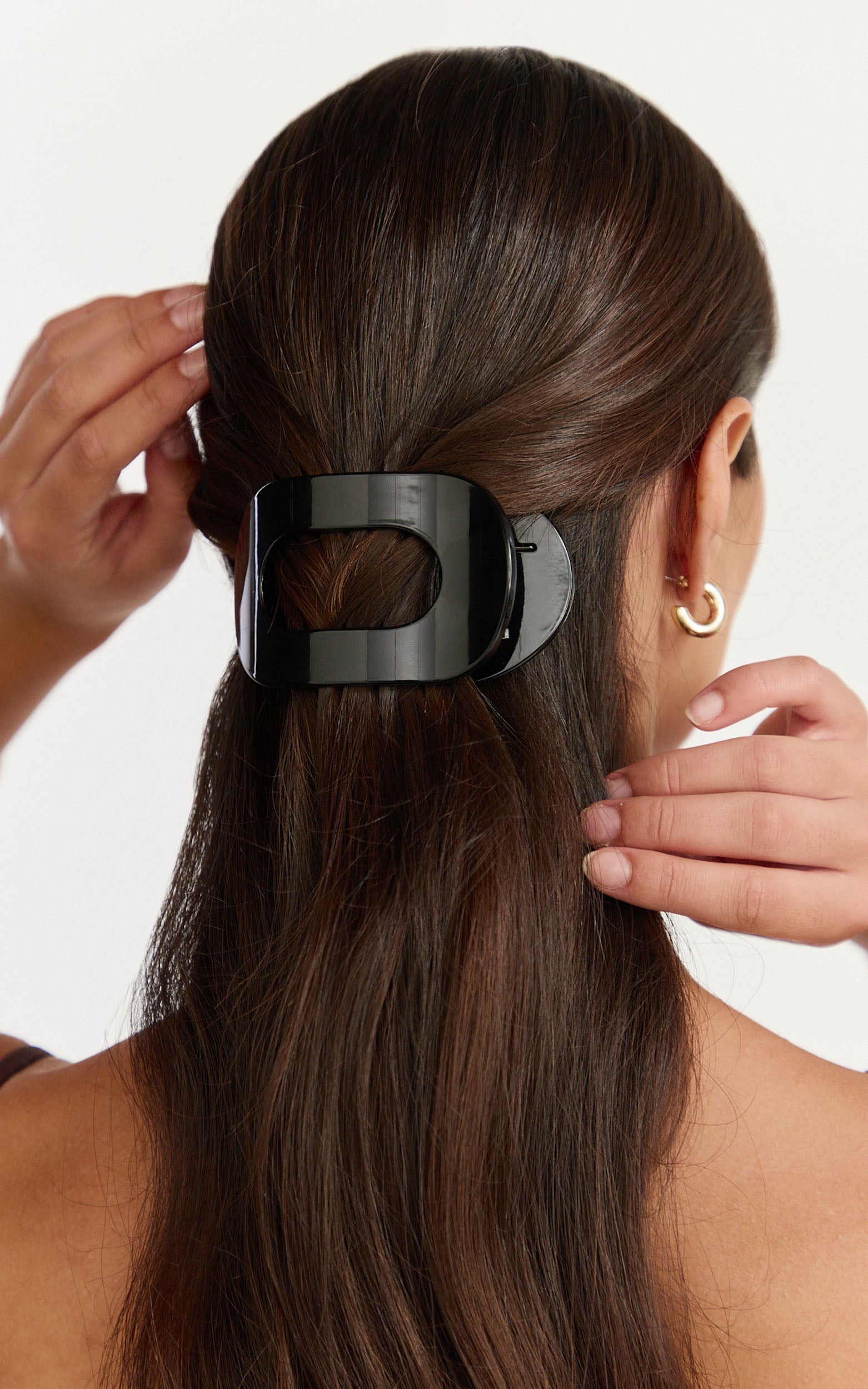 Claire Hair Clip - Oval Hair Clip in Black