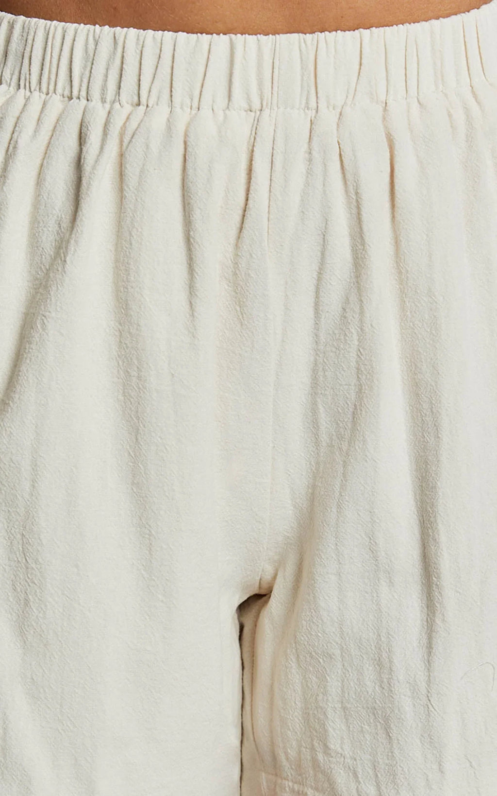 Josie Shorts - Linen Look Red Trim Detail Shorts in Cream & Red Print