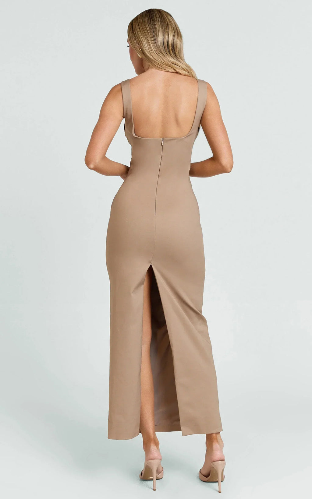 Benita Midi Dress - Scoop Neck Ruched Fitted Dress in Mocha