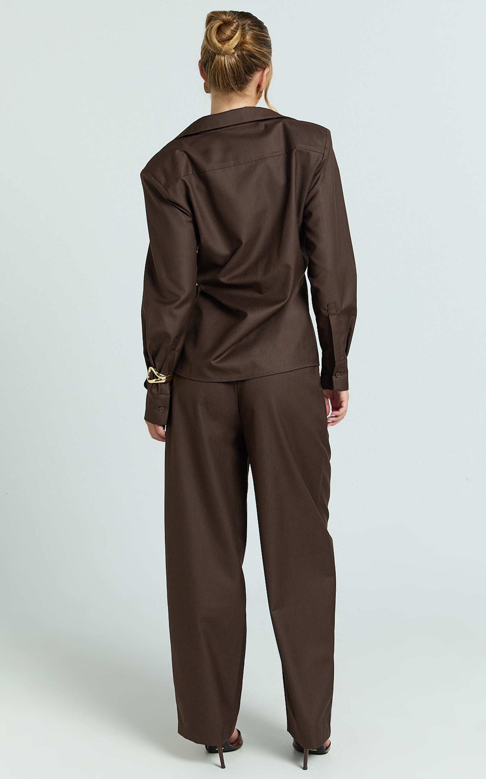 Dale Top - Collared Power Shoulder With Waist Tie Shirt in Chocolate