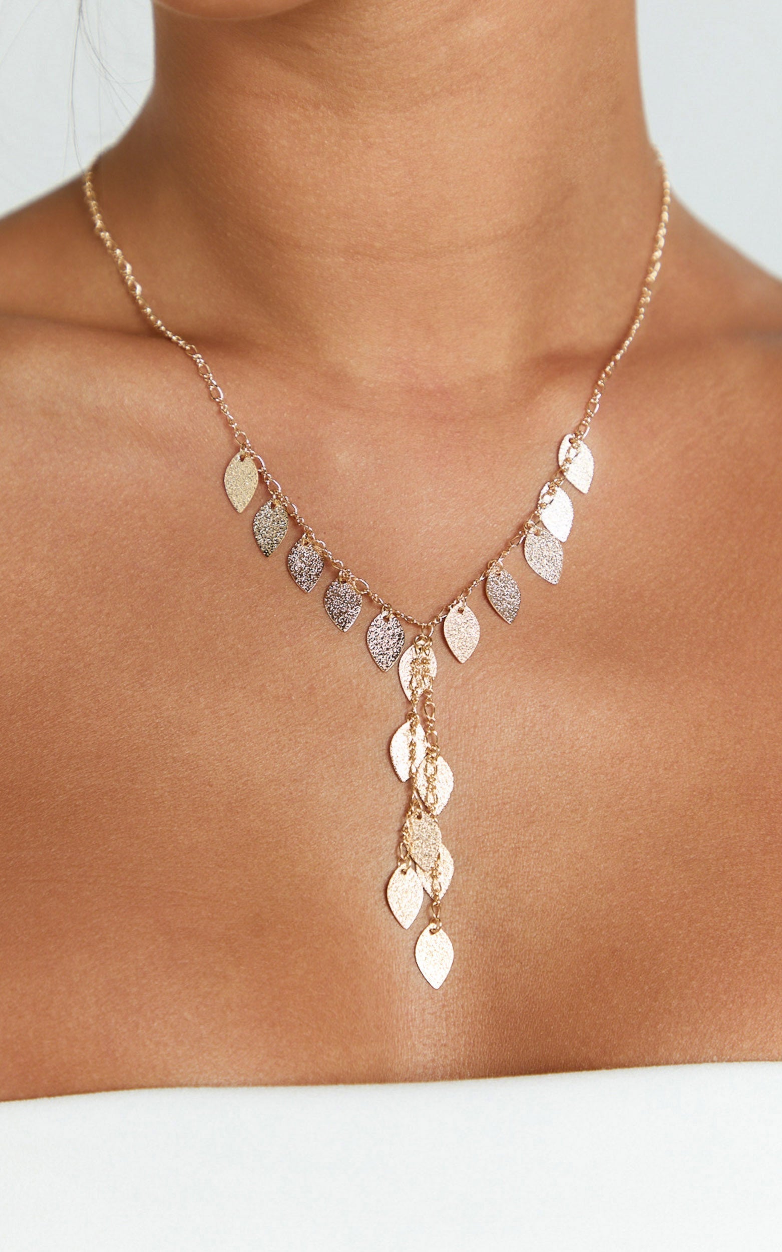 Duffy Leaf Necklace in Gold