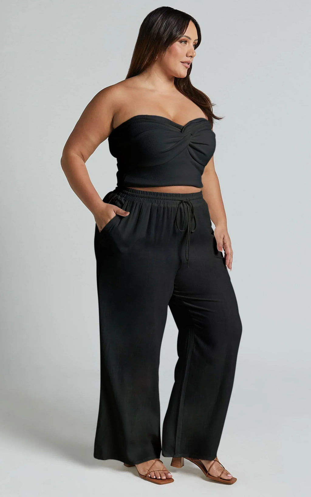 Kala Pants - Mid Waisted Relaxed Elastic Waist Pants in Black