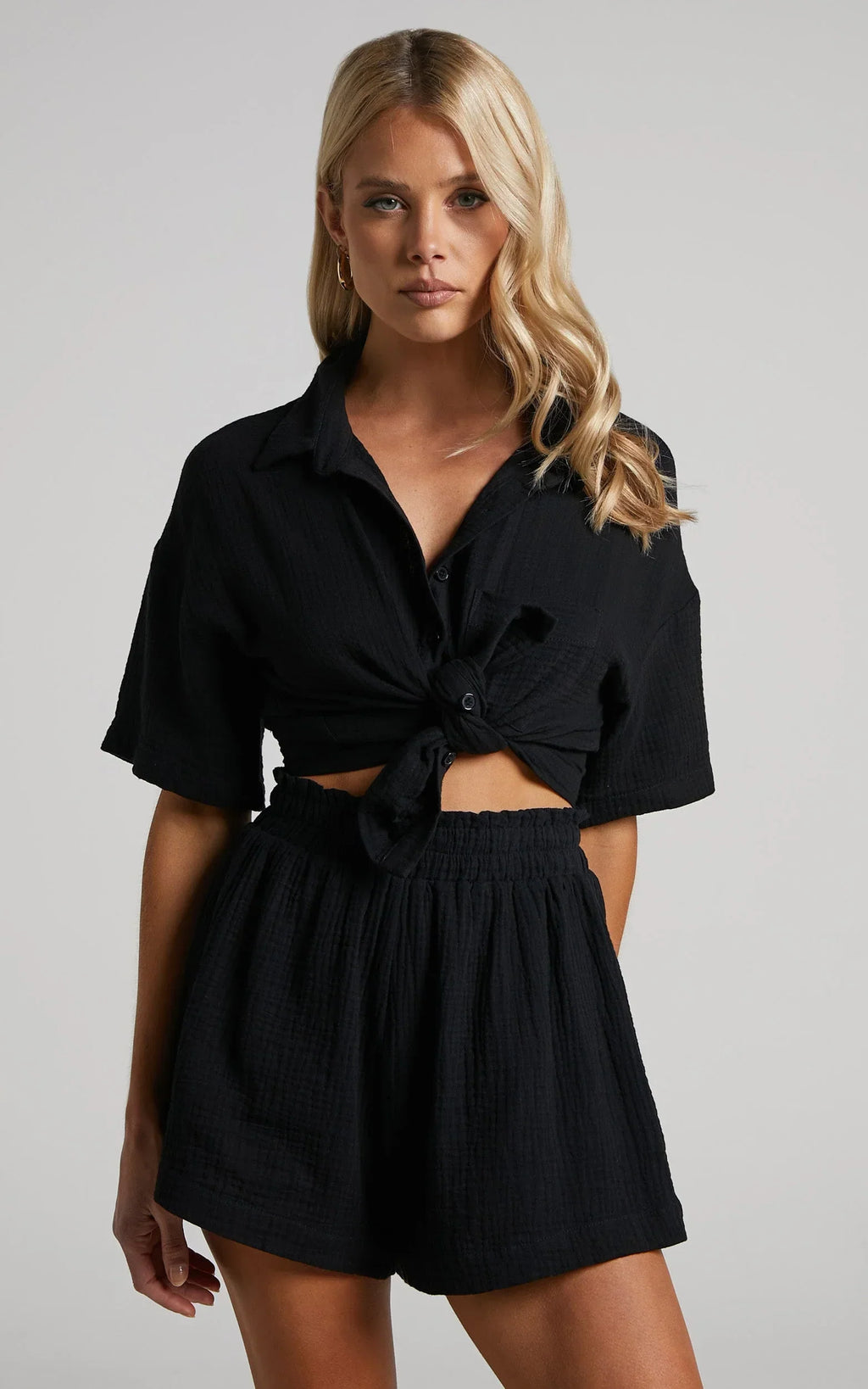 Donita Shorts - Elastic Waist Shorts in Black