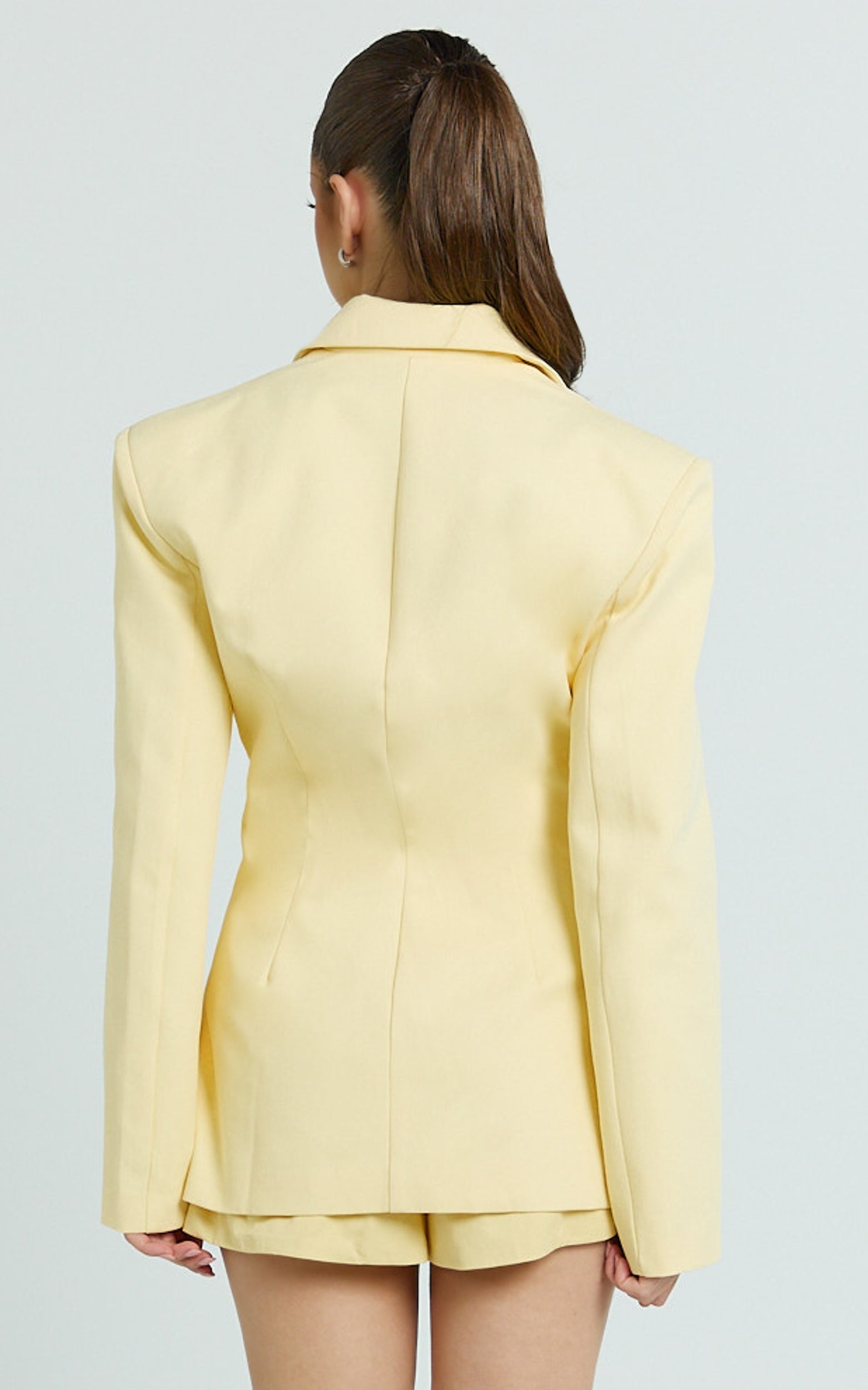 Harvey Blazer - 3 Button Closure Square Hem Blazer in Lemon