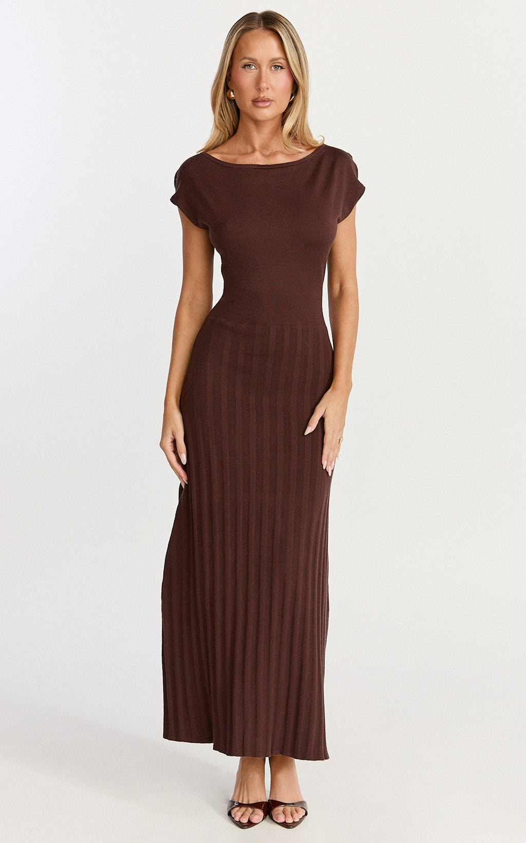 Jadey Midi Dress - Cap Sleeve Pleated Dress in Chocolate