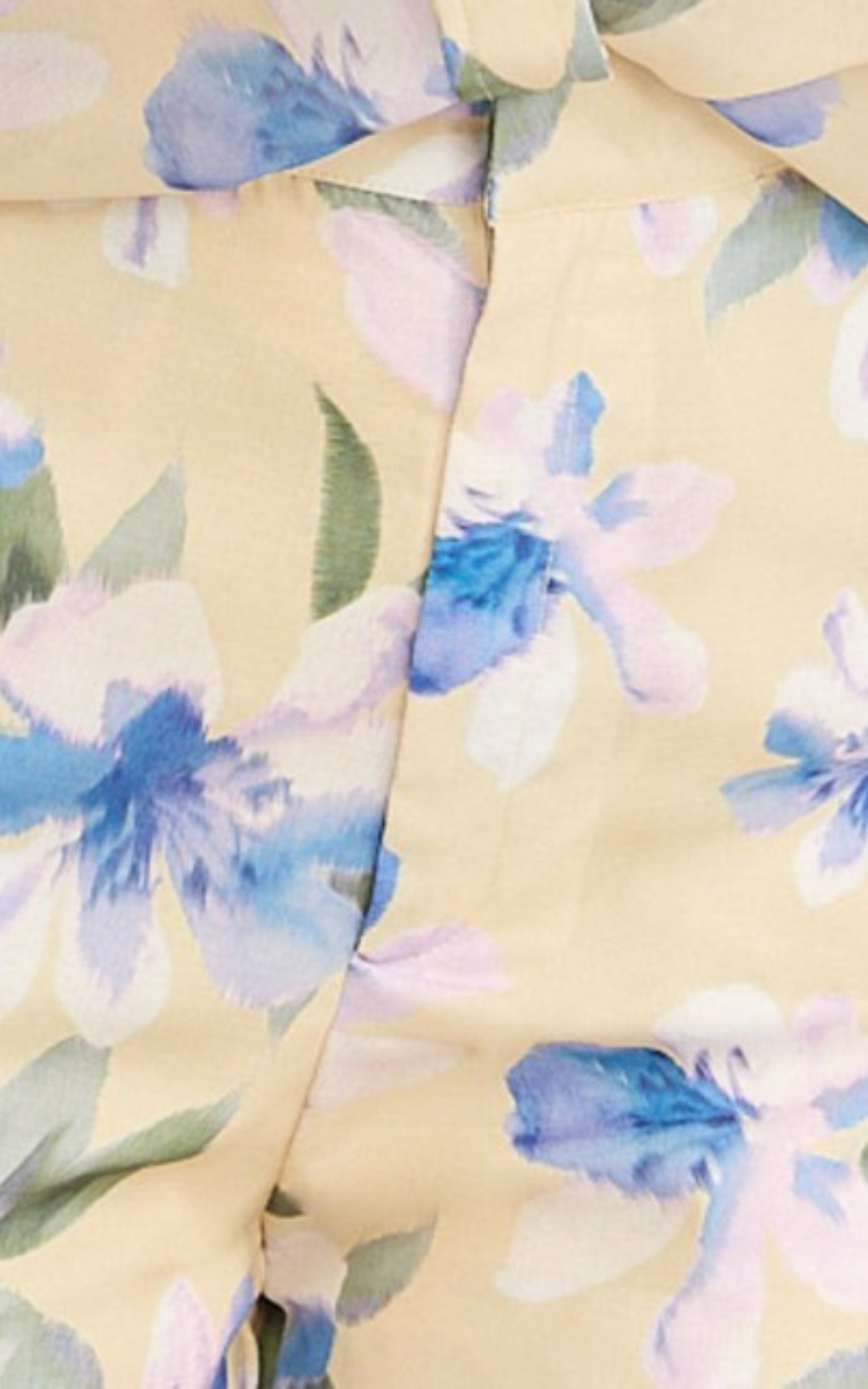 Juliette Shorts - High Waist Tailored Shorts in Femme Floral Print