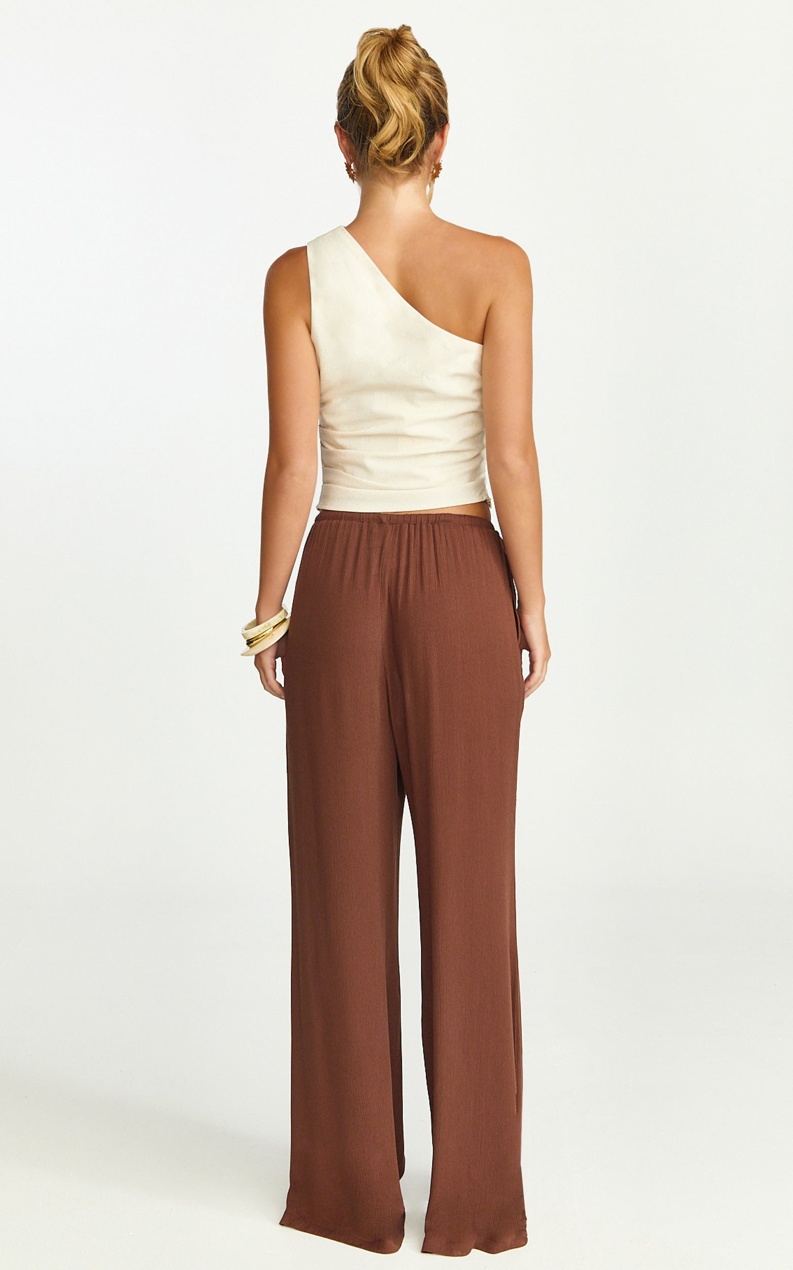 Makenna Pants - Wide Leg Crinkle Pants in Chocolate