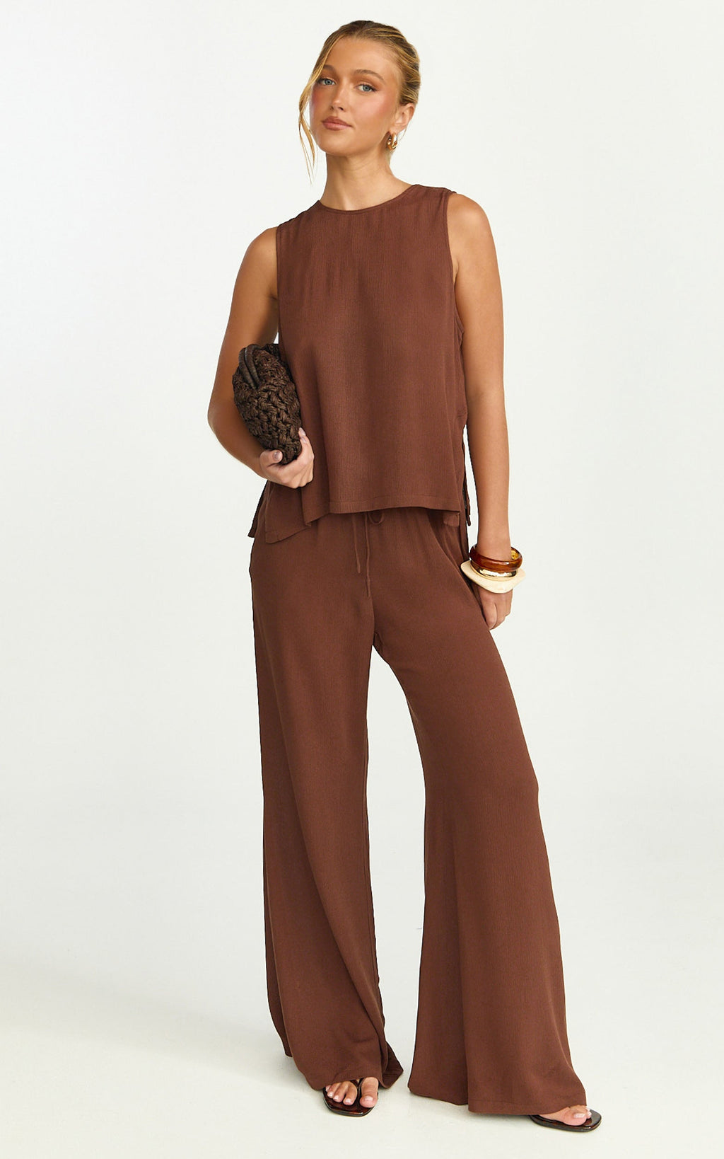 Makenna Pants - Wide Leg Crinkle Pants in Chocolate