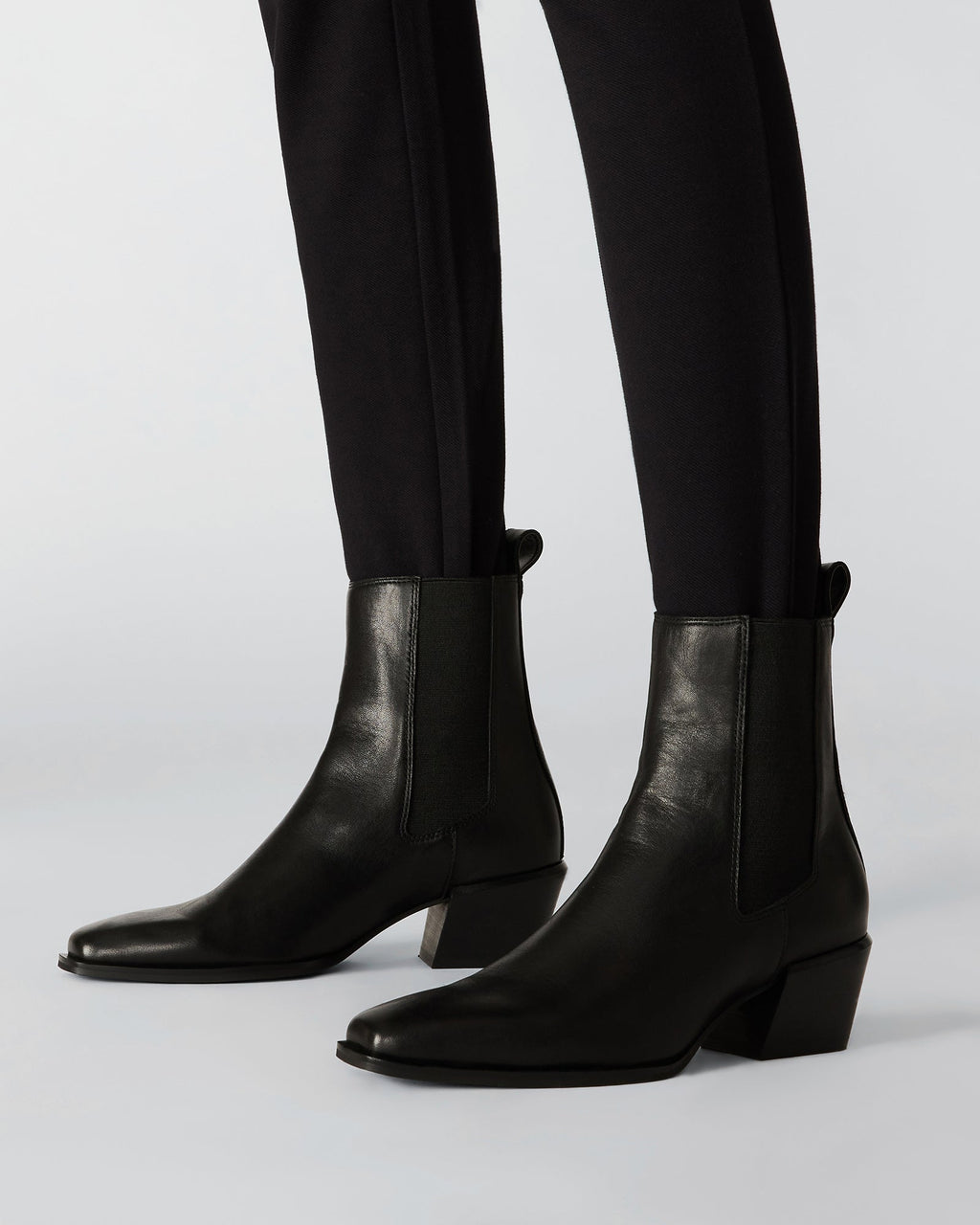 DAXEN BLACK LEATHER