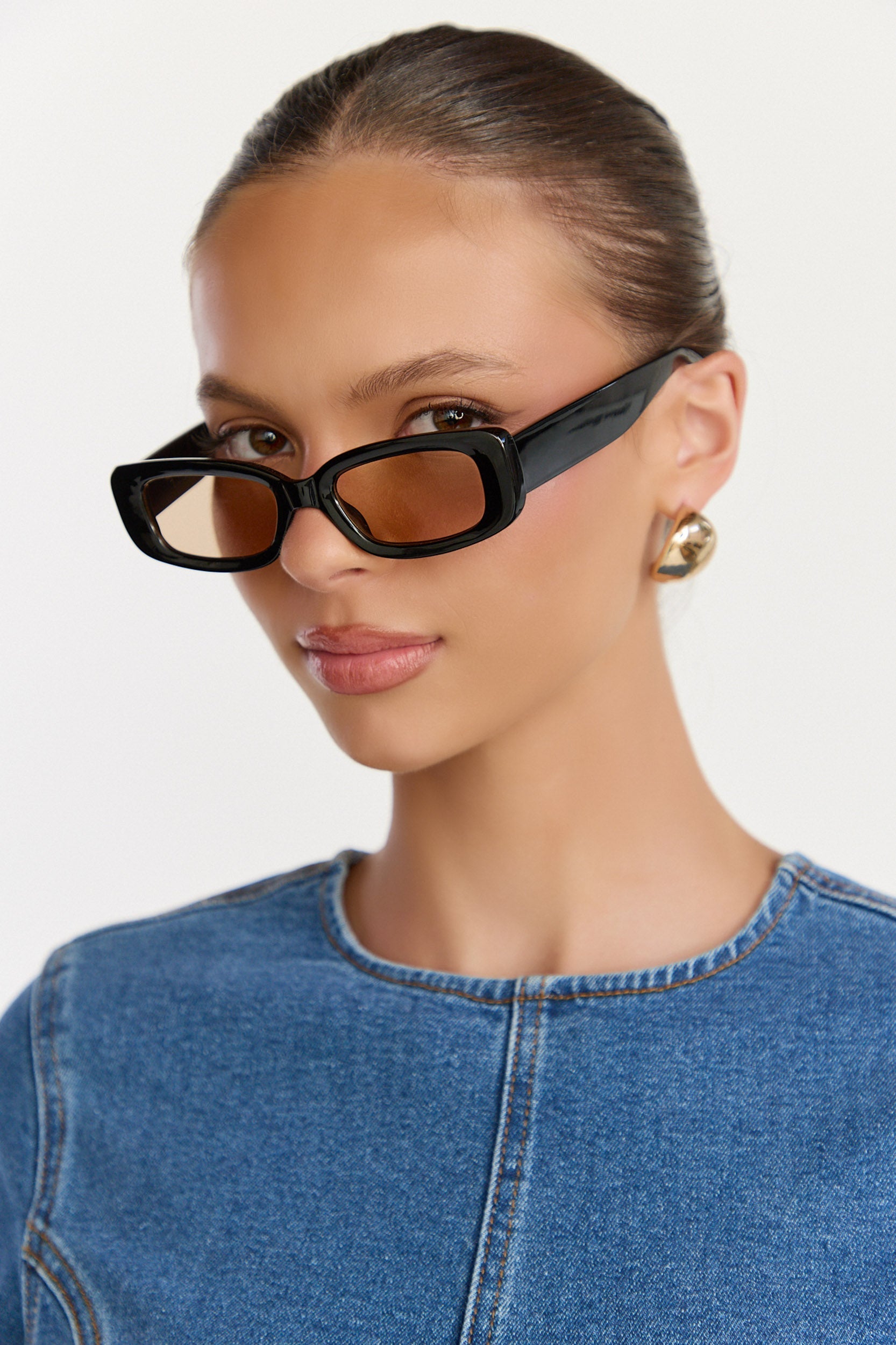 Sally Sunglasses - Rectangle Sunglasses in Black