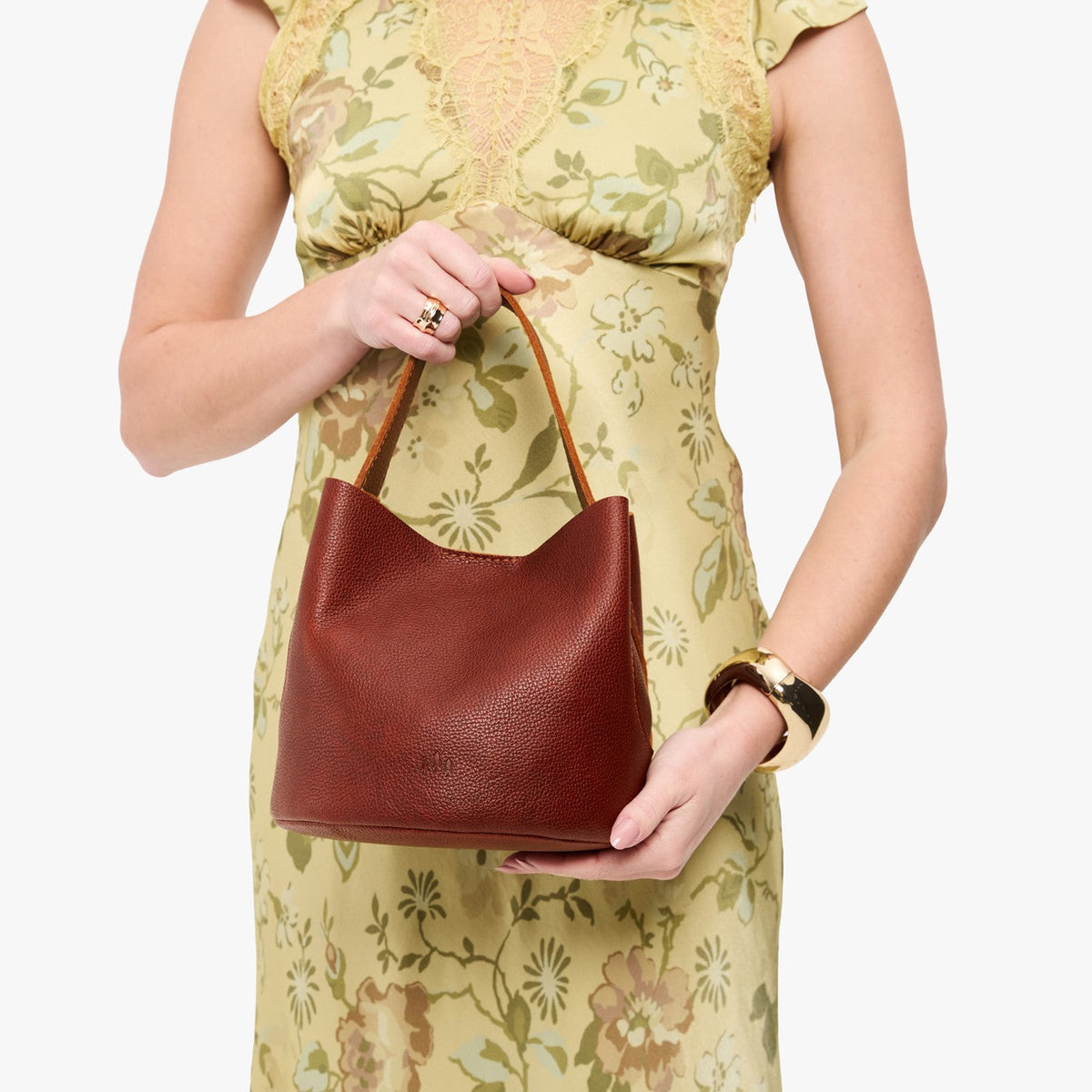 Almost Perfect' Belle Bucket Bag