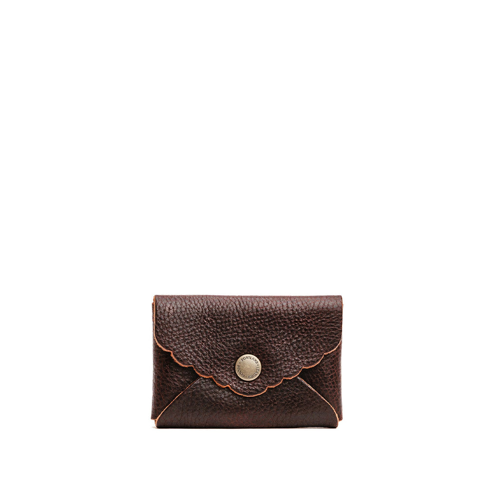 Coldbrew | Small leather card wallet with scalloped edge