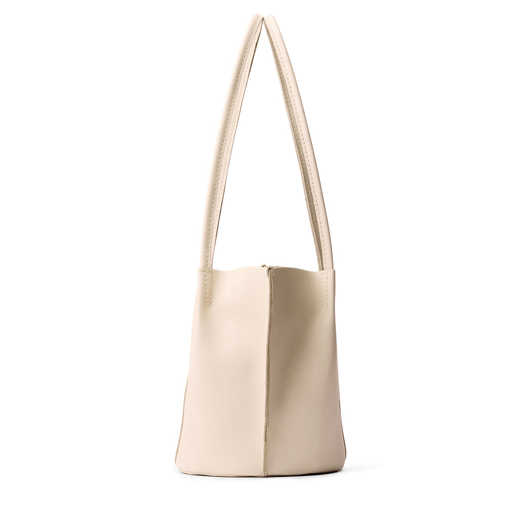 Almost Perfect' Devan Bucket Tote