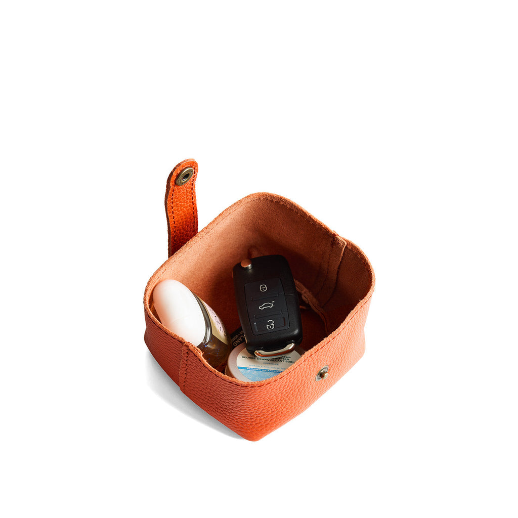 Howler Pouch